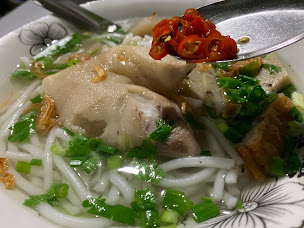 bánh canh chả cá cô xê lagi